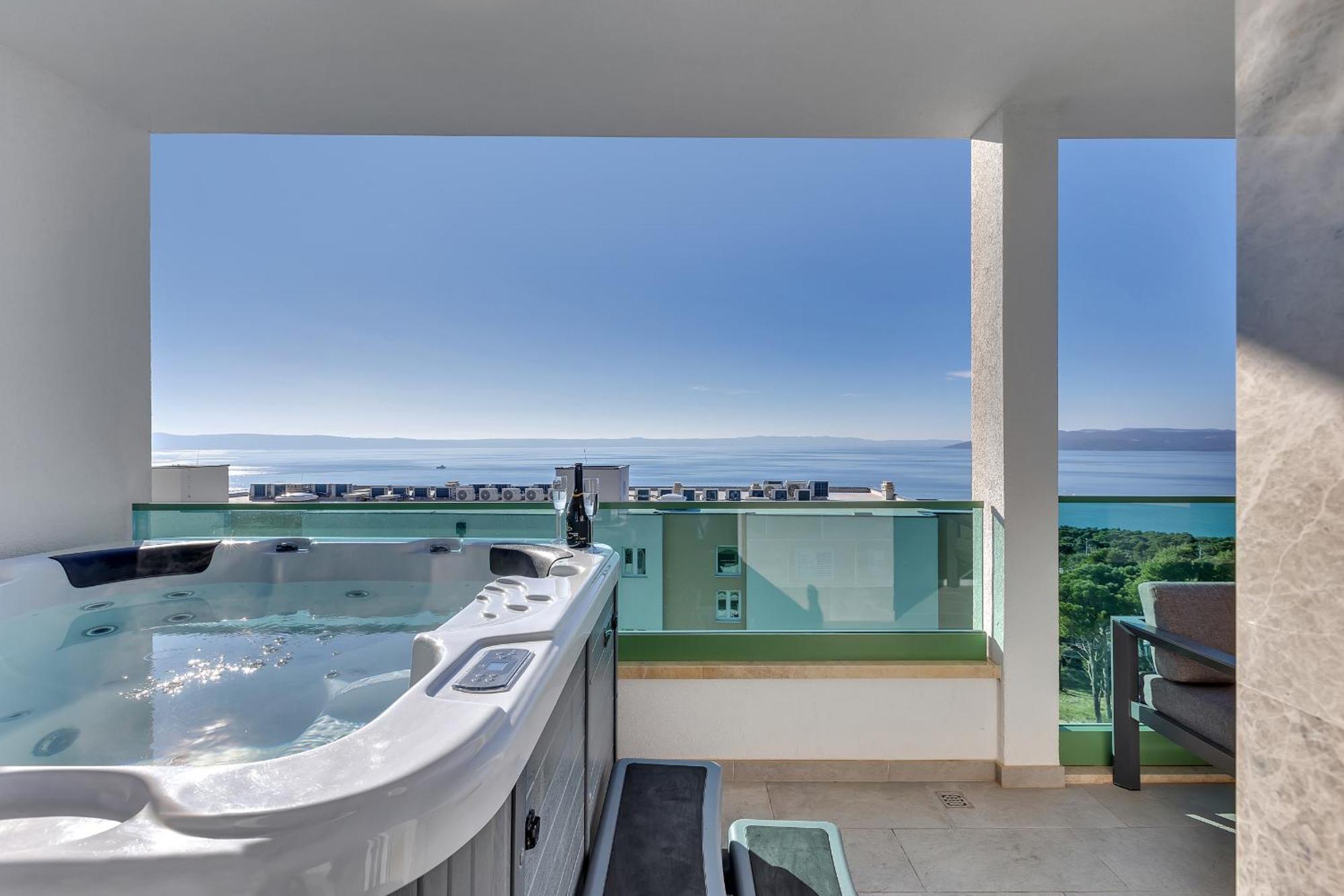 Exclusive Penthouse Big Blue With Private Jacuzzi Διαμέρισμα Μακάρσκα Εξωτερικό φωτογραφία
