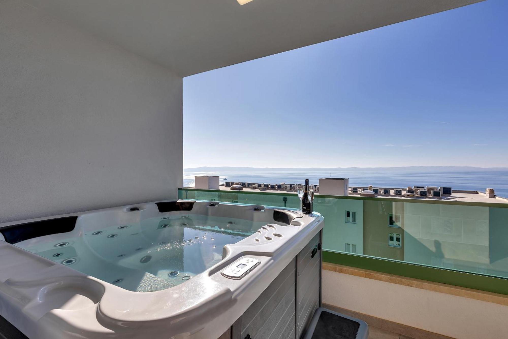 Exclusive Penthouse Big Blue With Private Jacuzzi Διαμέρισμα Μακάρσκα Εξωτερικό φωτογραφία