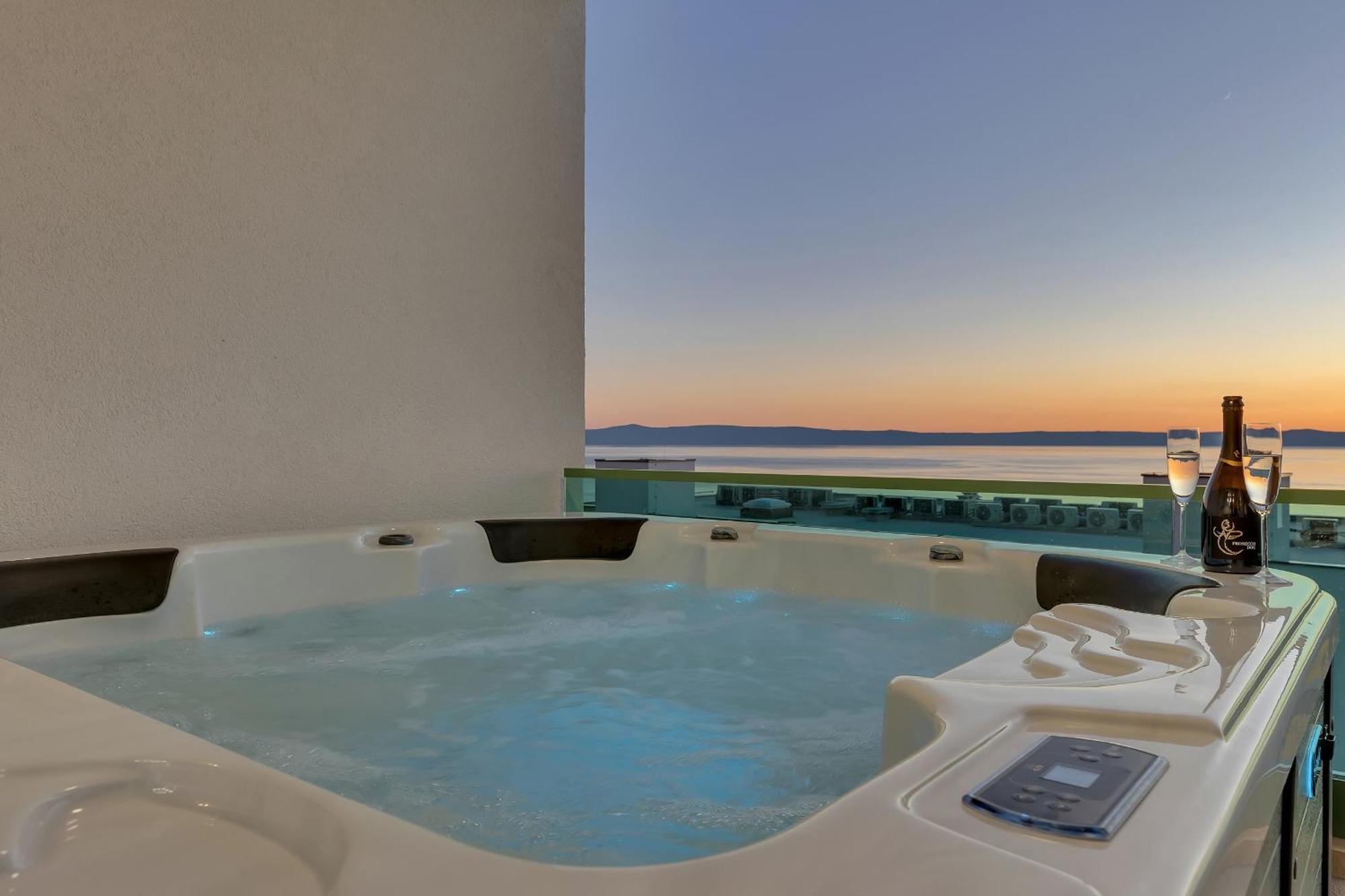 Exclusive Penthouse Big Blue With Private Jacuzzi Διαμέρισμα Μακάρσκα Εξωτερικό φωτογραφία