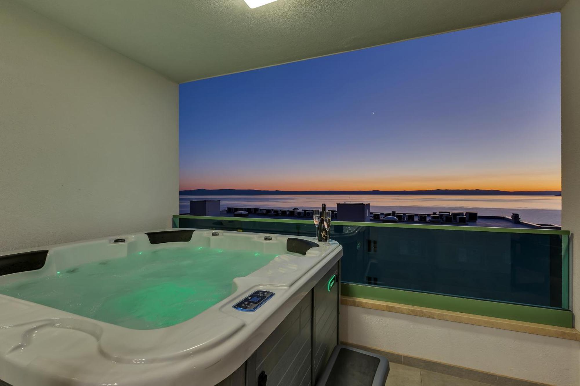 Exclusive Penthouse Big Blue With Private Jacuzzi Διαμέρισμα Μακάρσκα Εξωτερικό φωτογραφία