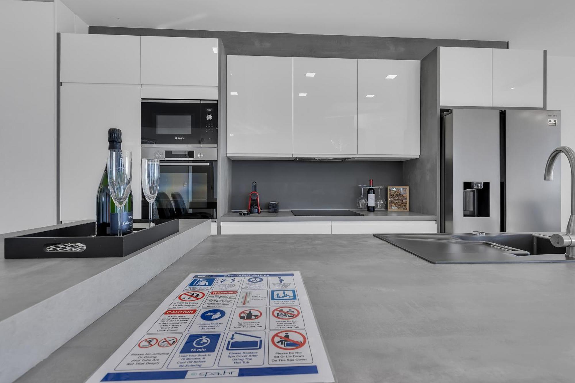 Exclusive Penthouse Big Blue With Private Jacuzzi Διαμέρισμα Μακάρσκα Εξωτερικό φωτογραφία